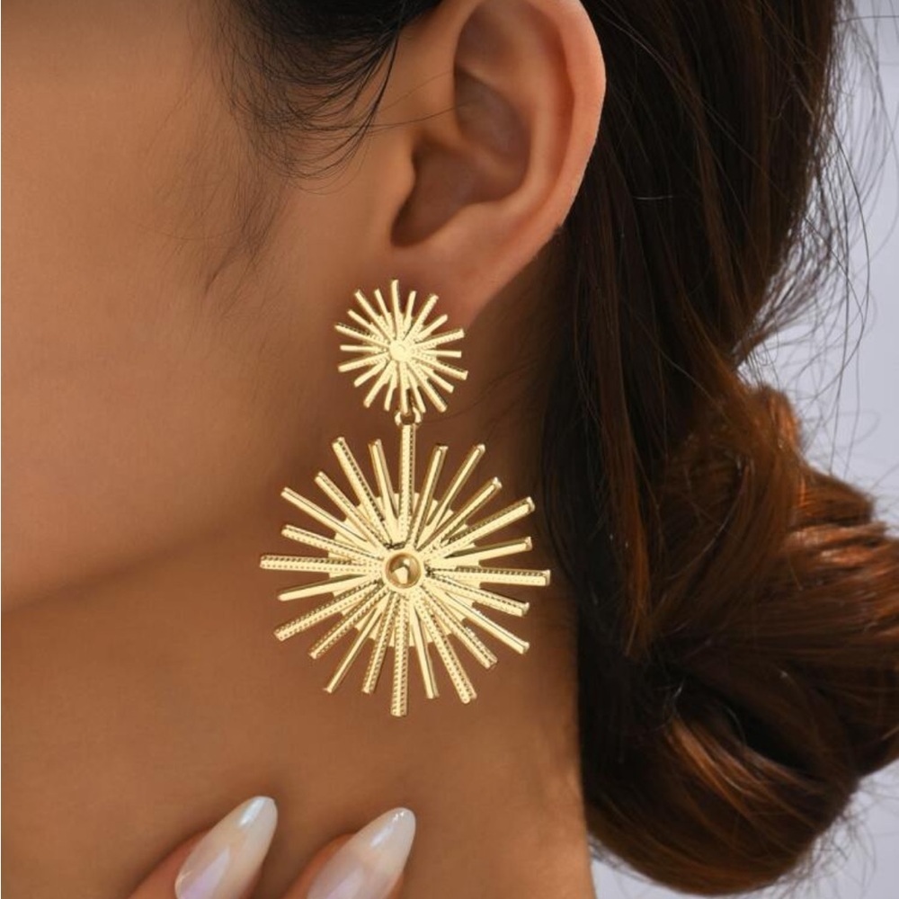 Gold Starburst Sunburst Sundrop Boho Star Drop Earrings Women’s Fashion Jewelry